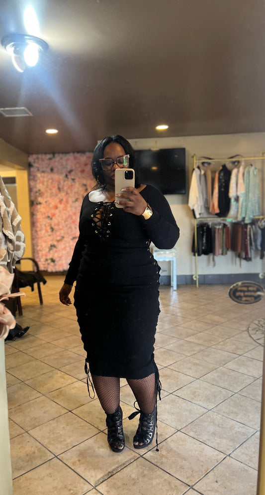 “Laced up” (dress)