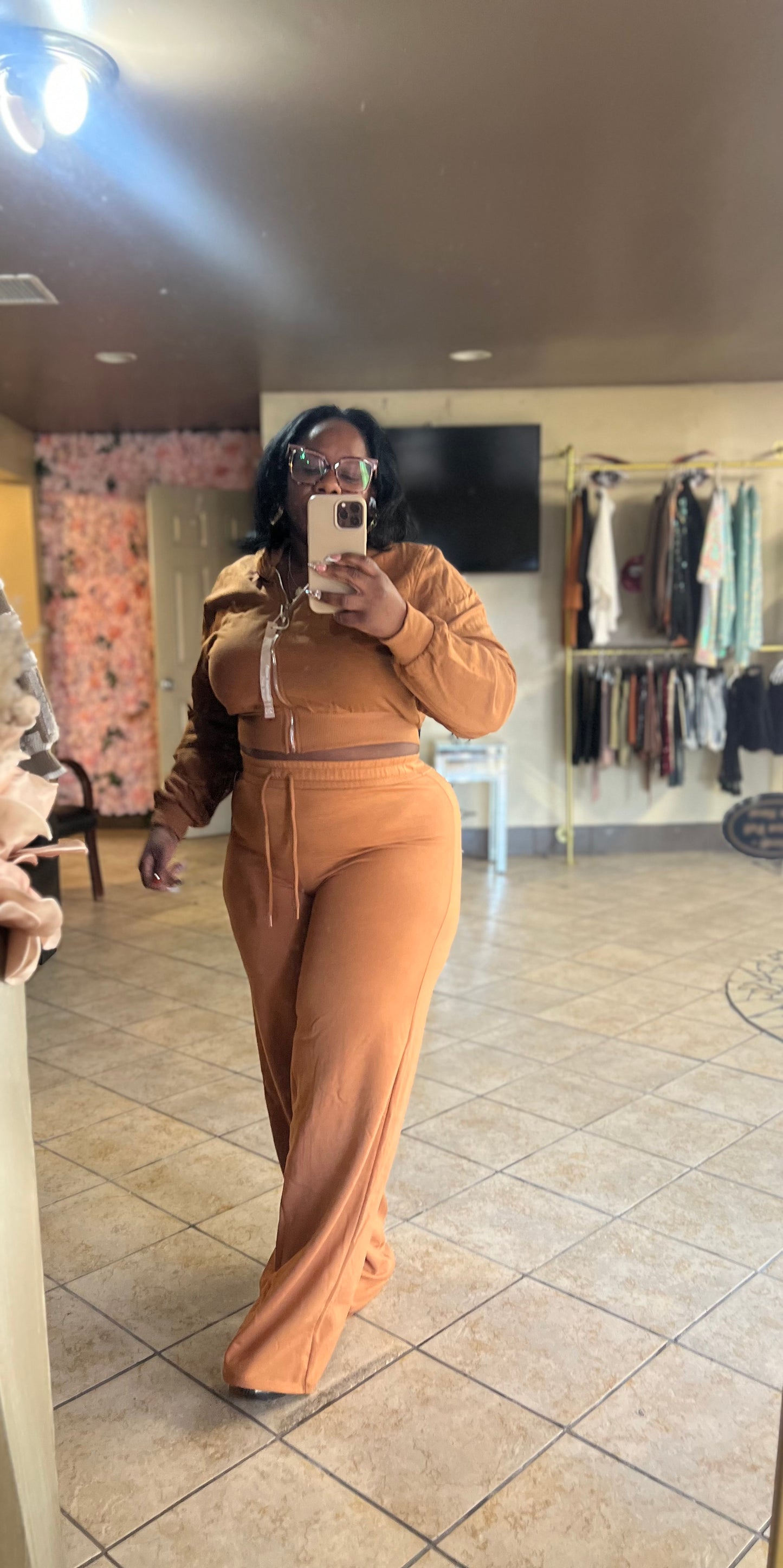 “Let’s be Leisure” (2 piece set)