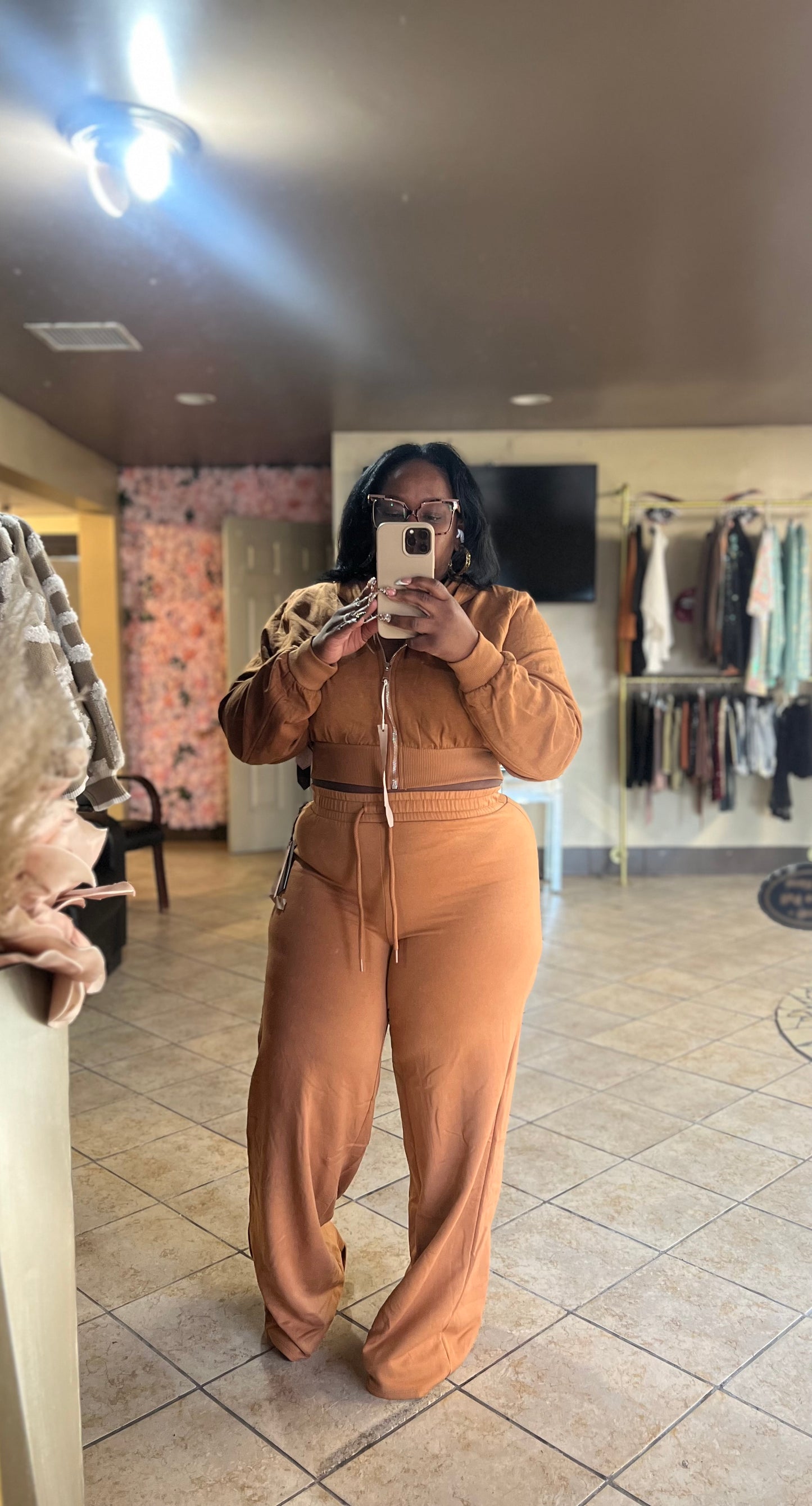 “Let’s be Leisure” (2 piece set)